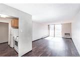 900 Saturn Dr - Photo 4