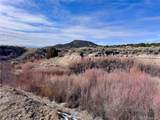 663 Slegers Rd - Photo 14