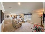 16413 Higgins Ave - Photo 11