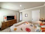 16413 Higgins Ave - Photo 26