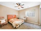 15731 Lake Mist Dr - Photo 37
