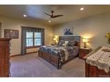 30 Moffat Ct - Photo 23