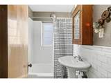 1481 Ash St - Photo 18