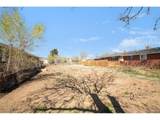 909 Wolff St - Photo 11