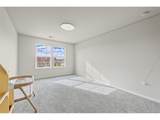 9734 Ceylon St - Photo 16