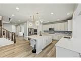 9734 Ceylon St - Photo 8