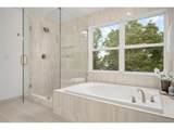 869 Shadowstone Dr - Photo 19