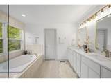 869 Shadowstone Dr - Photo 20