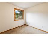 251 Surrey Ln - Photo 18