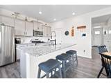 211 Fox St - Photo 7