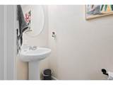 211 Fox St - Photo 9
