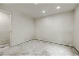 1433 Bellflower Dr - Photo 23