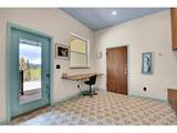 1023 Chippewa Rd - Photo 24