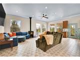 1023 Chippewa Rd - Photo 8