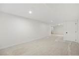 2546 Moore St - Photo 22