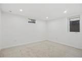 2546 Moore St - Photo 25