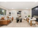 2546 Moore St - Photo 3