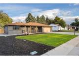 2546 Moore St - Photo 33