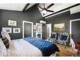 1055 Cove Way - Photo 45