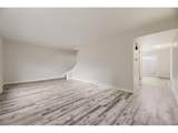 9008 Mansfield Ave - Photo 15