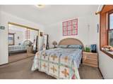 1910 Jackson Ave - Photo 18