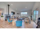 15669 Paintbrush St - Photo 9