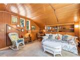 2476 Riverside Dr - Photo 19