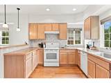 833 Coffman St - Photo 10