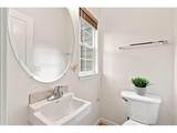 833 Coffman St - Photo 11