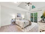 833 Coffman St - Photo 12