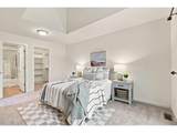 833 Coffman St - Photo 13
