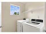 833 Coffman St - Photo 16