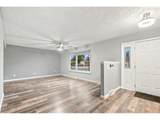 2502 Courtney Dr - Photo 3