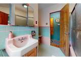 665 Ivy St - Photo 18