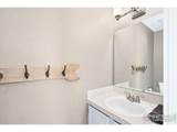 560 9th St - Photo 11