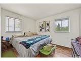 616 8th St - Photo 12