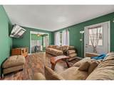 616 8th St - Photo 3