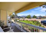 959 Pond Side Dr - Photo 3