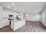 9372 Ceylon St - Photo 4