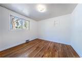 6461 Hudson St - Photo 20