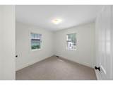3056 8th St - Photo 22