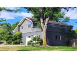 3723 Hudson St - Photo 2