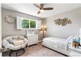 1522 Hooker St - Photo 17