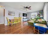 1571 Dale Ct - Photo 4