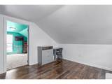 229 13th St - Photo 21