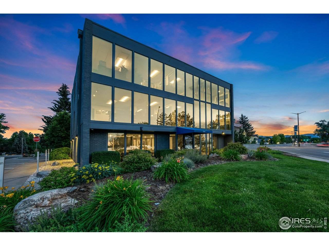 504 Eisenhower Blvd - Photo 1