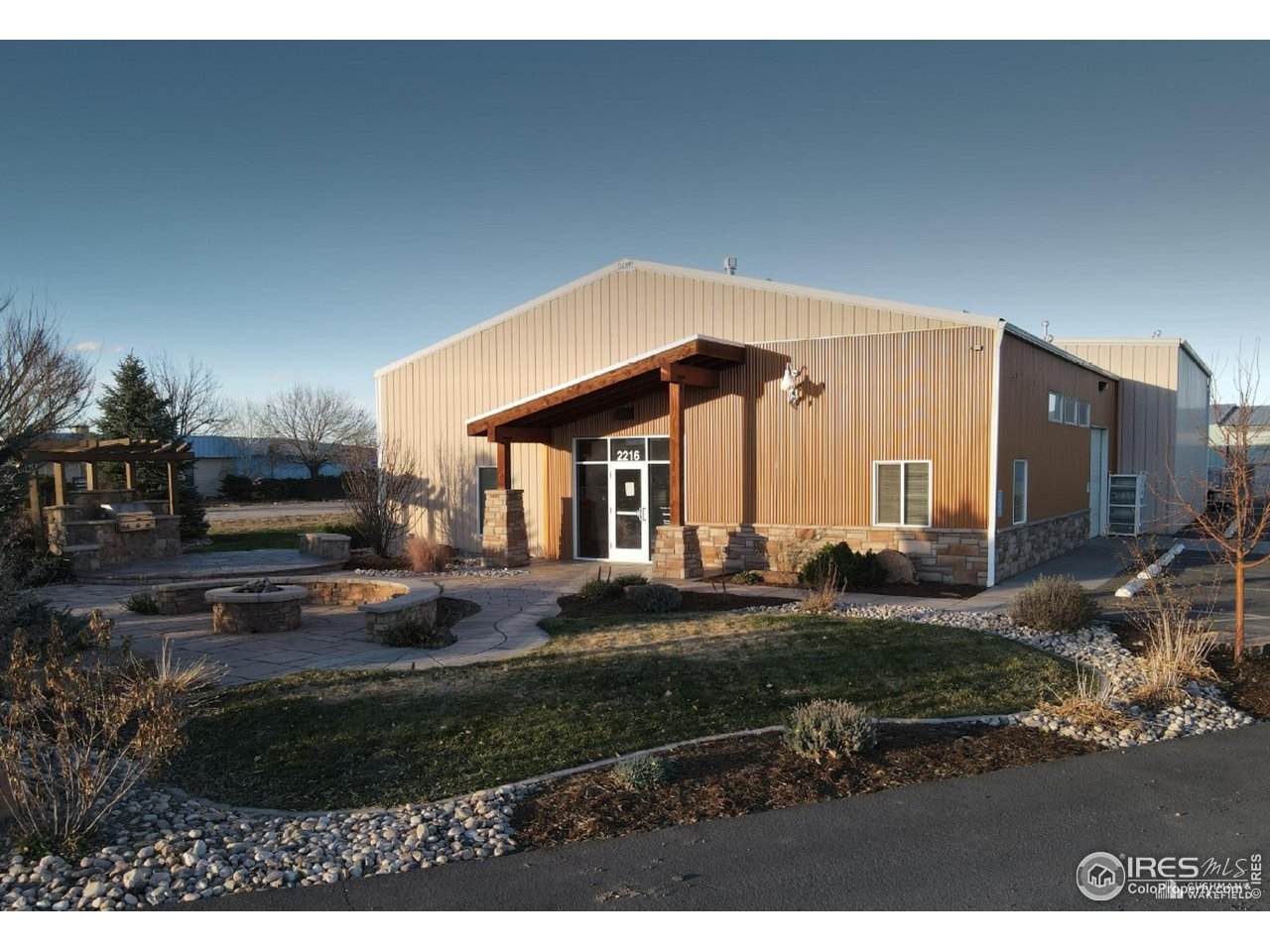 2216 Airway Ave - Photo 1