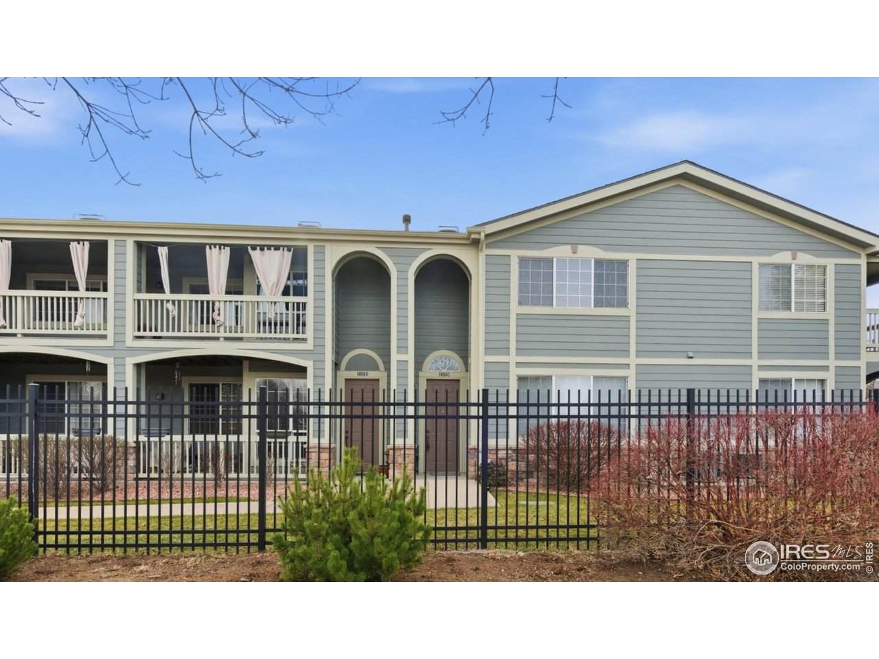 1404 Whitehall Dr - Photo 1