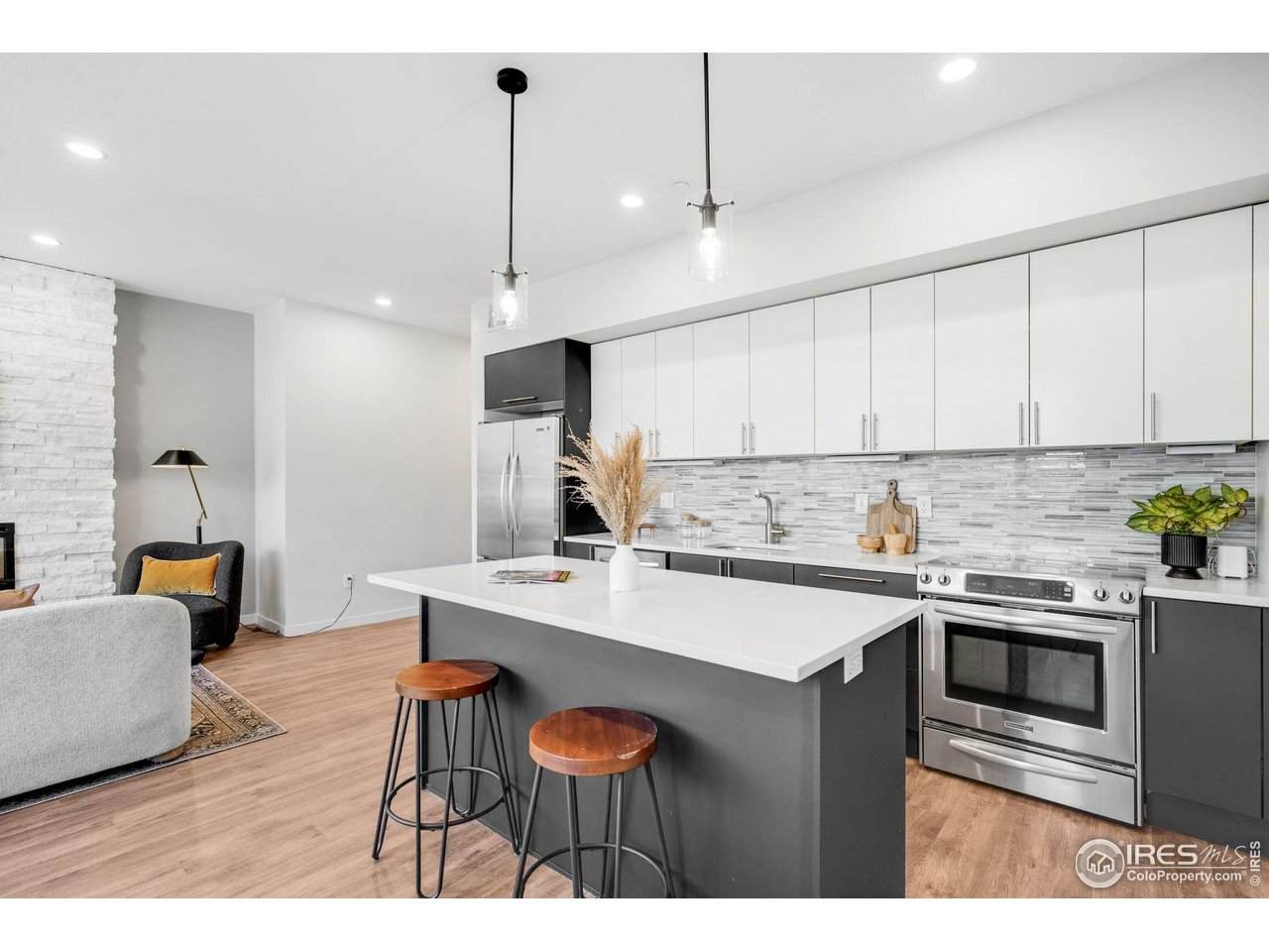 2640 Central Ct - Photo 1