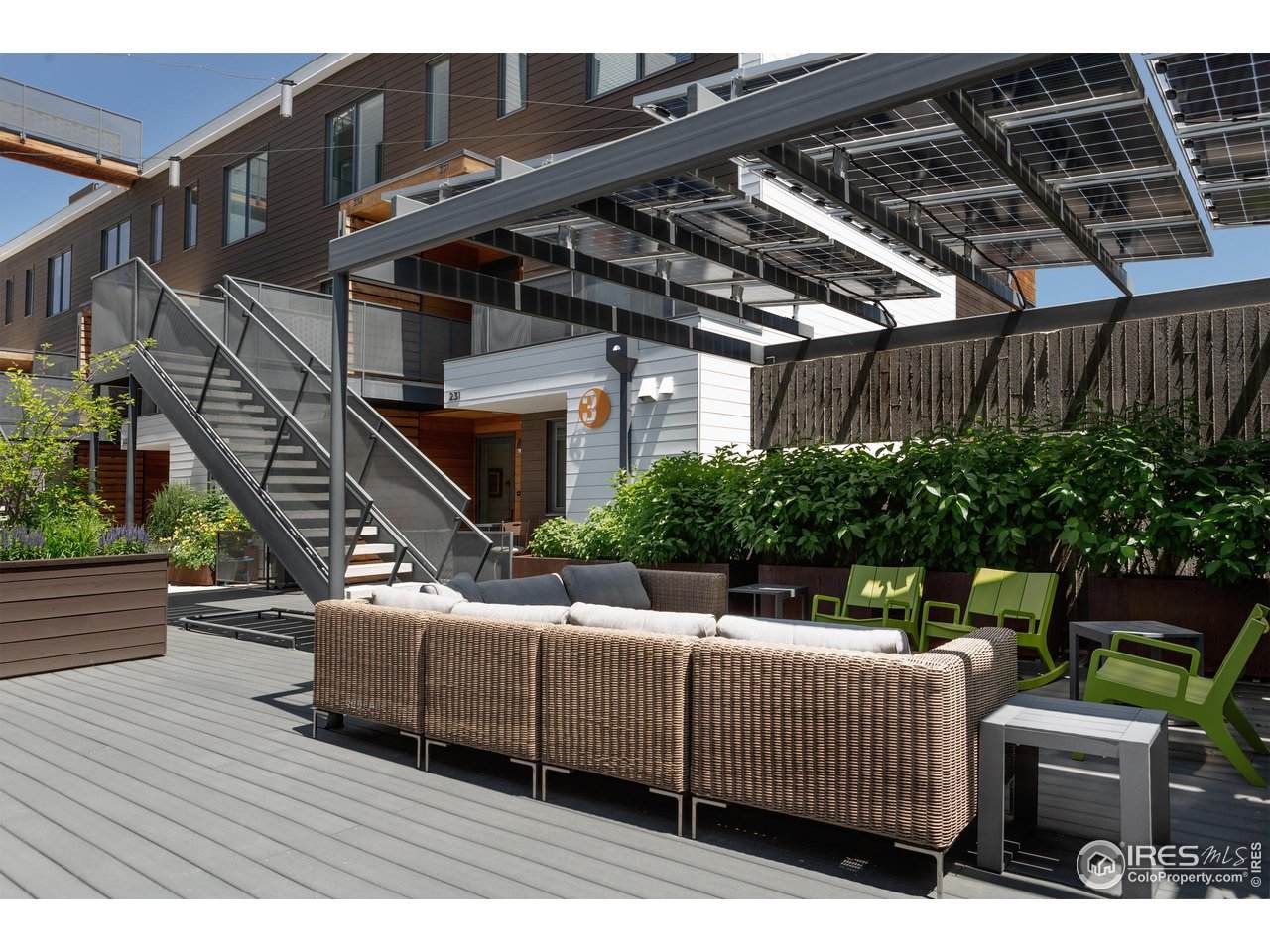 401 Linden St - Photo 1